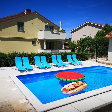 Pinezići Lavanda Apartments&Studios מראה חיצוני תמונה