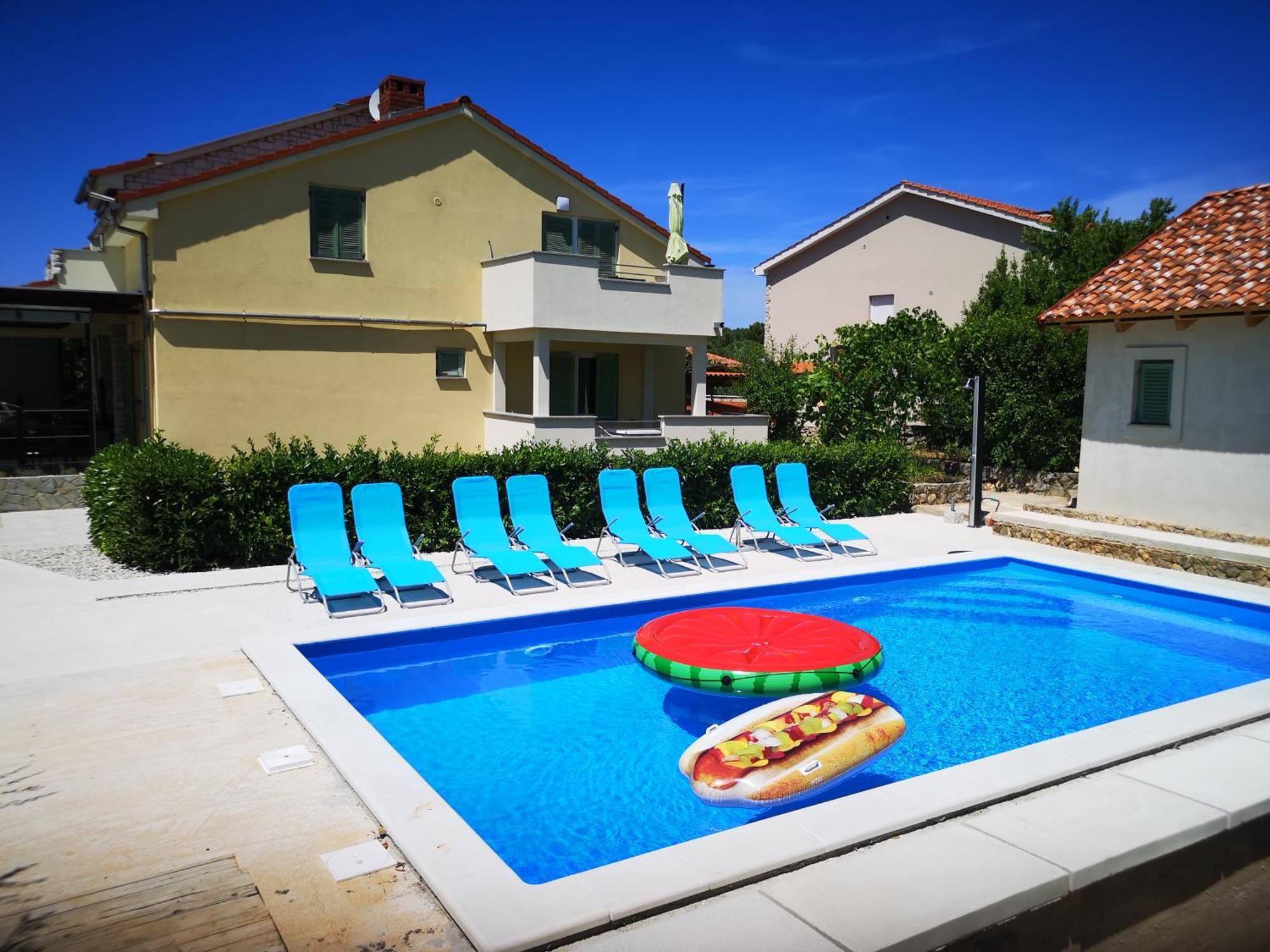 Pinezići Lavanda Apartments&Studios מראה חיצוני תמונה