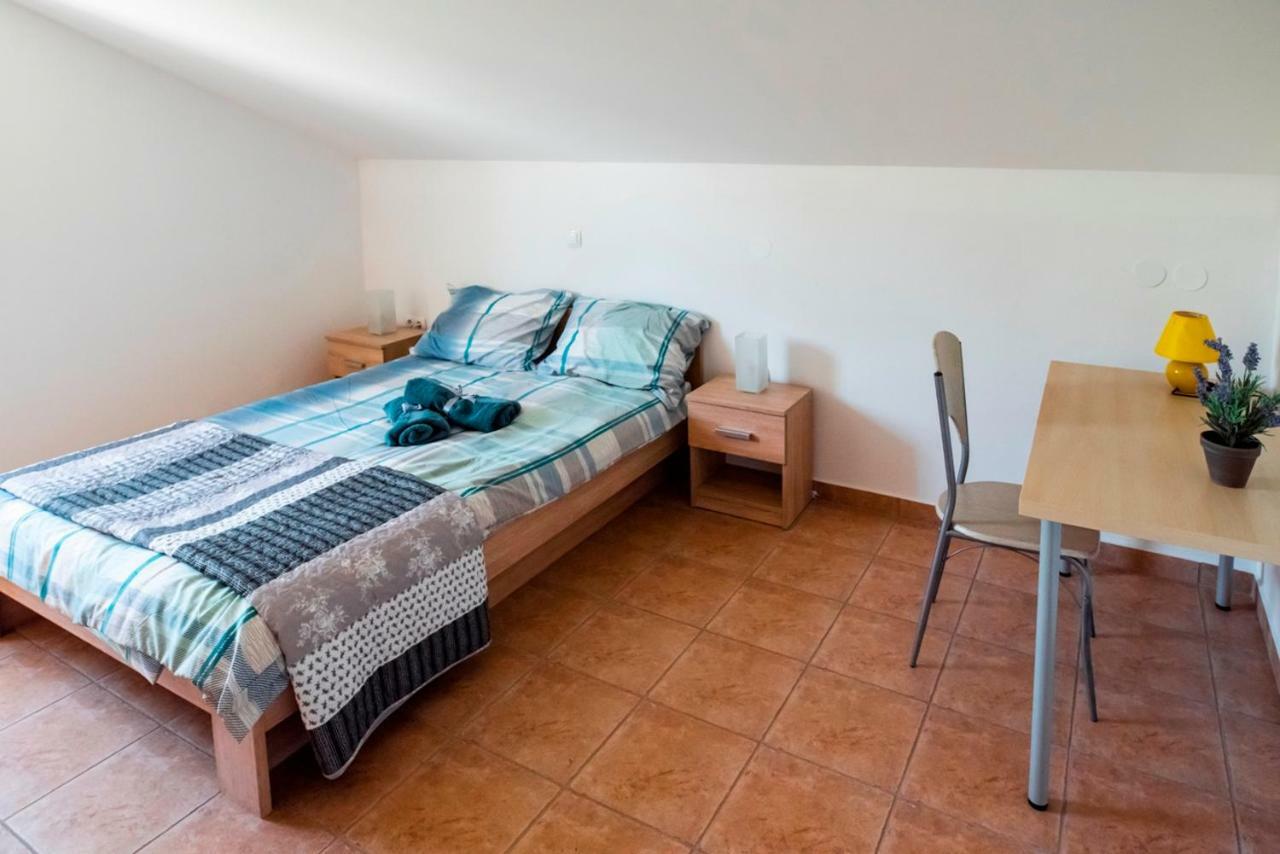 Pinezići Lavanda Apartments&Studios מראה חיצוני תמונה