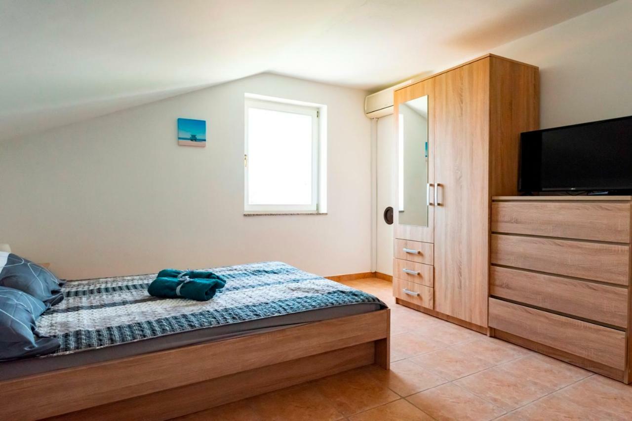 Pinezići Lavanda Apartments&Studios מראה חיצוני תמונה