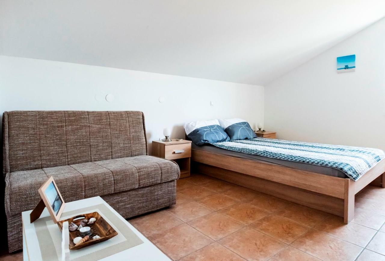 Pinezići Lavanda Apartments&Studios מראה חיצוני תמונה
