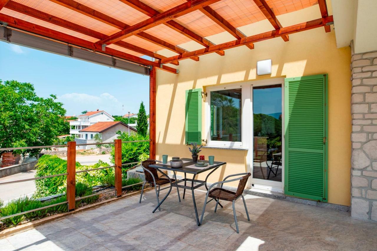 Pinezići Lavanda Apartments&Studios מראה חיצוני תמונה