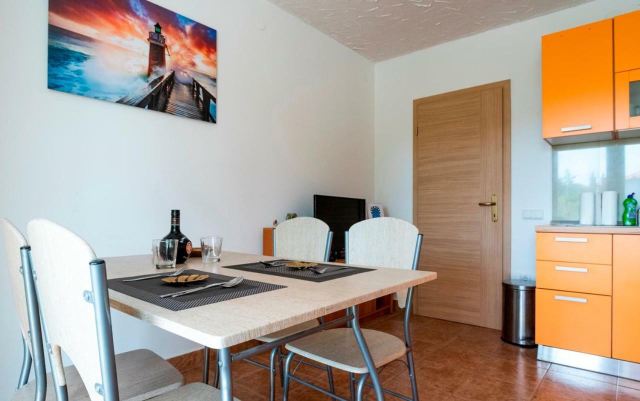 Pinezići Lavanda Apartments&Studios מראה חיצוני תמונה