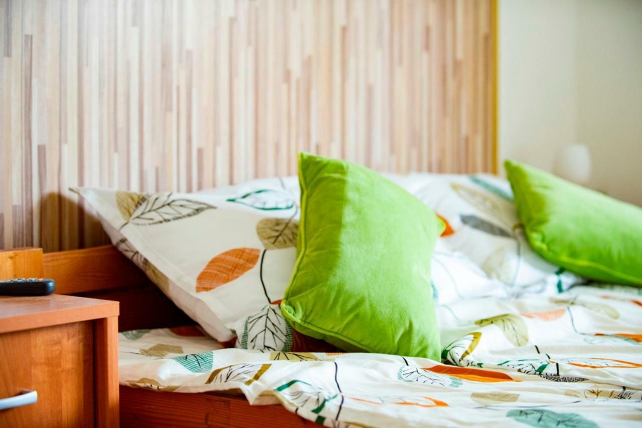 Pinezići Lavanda Apartments&Studios מראה חיצוני תמונה