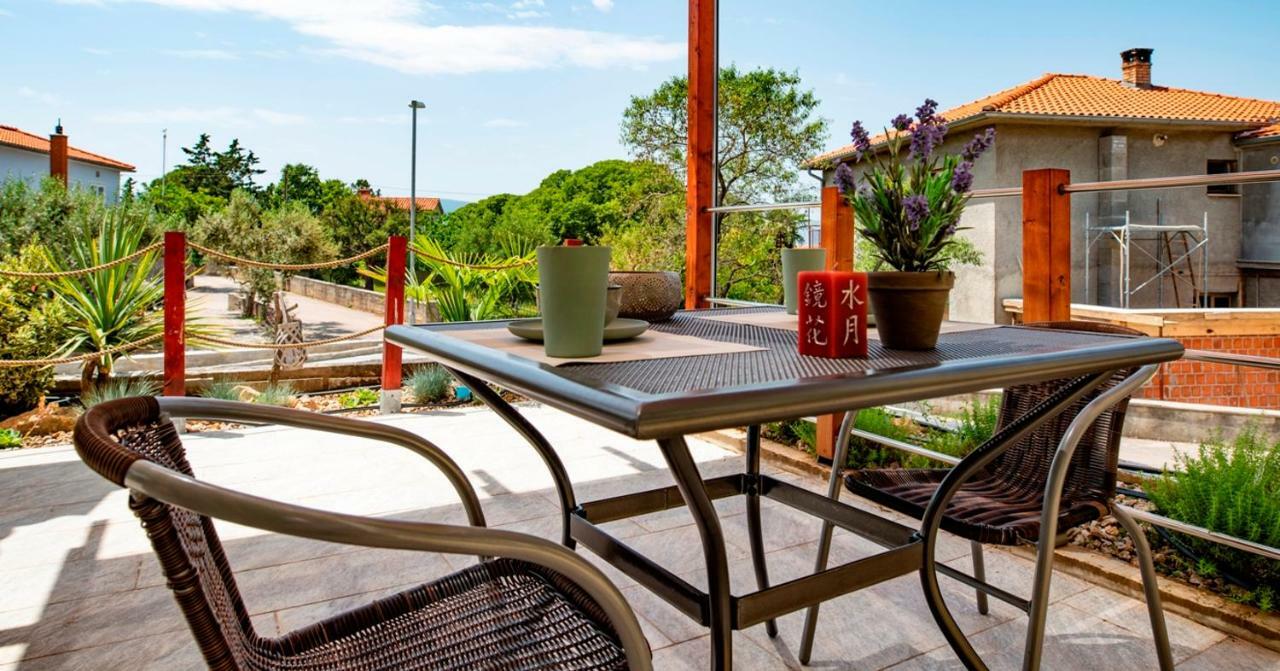 Pinezići Lavanda Apartments&Studios מראה חיצוני תמונה