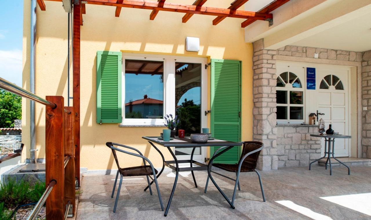Pinezići Lavanda Apartments&Studios מראה חיצוני תמונה